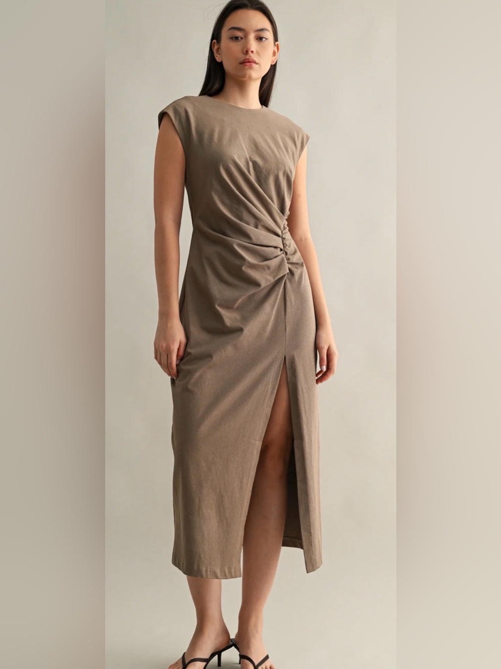 Modern Citizen Sleeveless Ruched Midi Dress